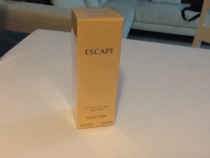 Escape Calvin Klein