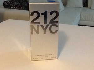 212 NYC Carolina Herrera
