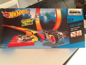 Hot Wheels Súper Stunt Action Loop & Drift
